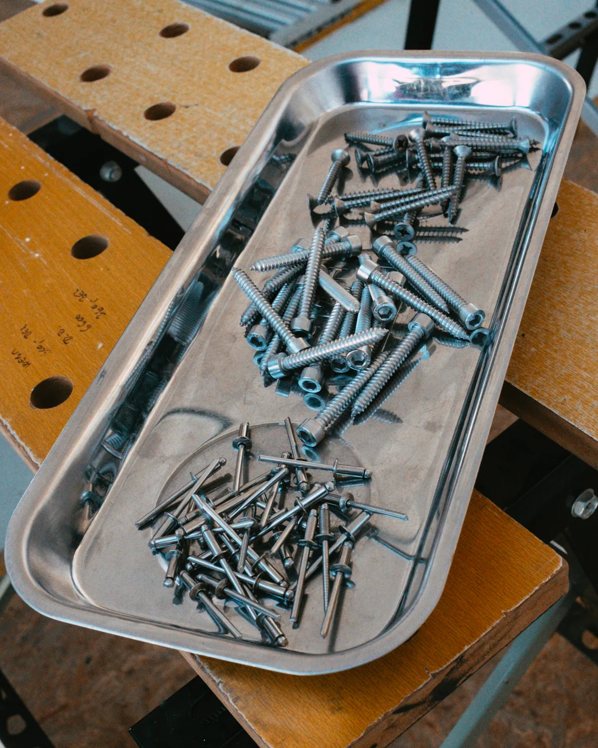 Nerezový spojovací materiál